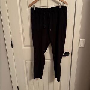 Lululemon Athletica Black Straight Leg Relaxed Fit Pants